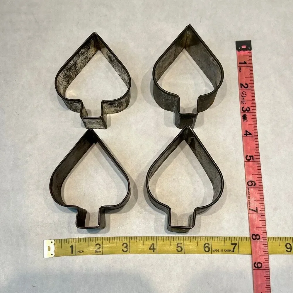 Vtg SET Aluminum Cookie Cutter Metal Spade Set of 4